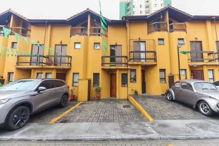 Casa de condomínio à venda com 90m², 2 quartos e 2 vagas Casa de condomínio à venda com 90m², 2 quartos e 2 vagasFachada da Casa