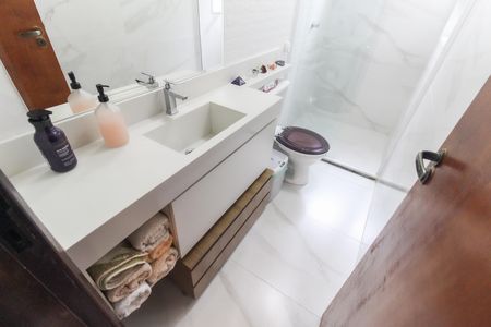 Casa de condomínio à venda com 90m², 2 quartos e 2 vagas Casa de condomínio à venda com 90m², 2 quartos e 2 vagasBanheiro