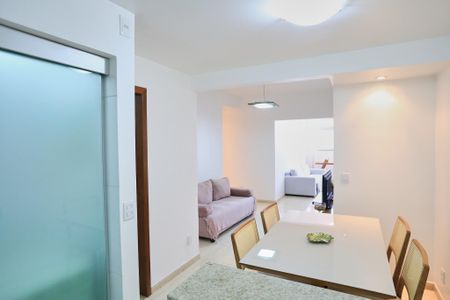 Apartamento para alugar com 100m², 3 quartos e sem vaga Apartamento para alugar com 100m², 3 quartos e sem vagaCozinha