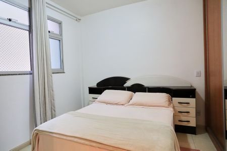 Apartamento para alugar com 100m², 3 quartos e sem vaga Apartamento para alugar com 100m², 3 quartos e sem vagaSuíte