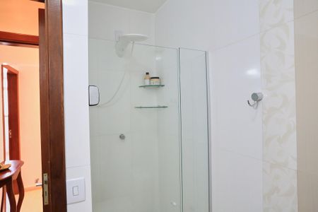 Apartamento para alugar com 100m², 3 quartos e sem vaga Apartamento para alugar com 100m², 3 quartos e sem vagaBanheiro da Suíte