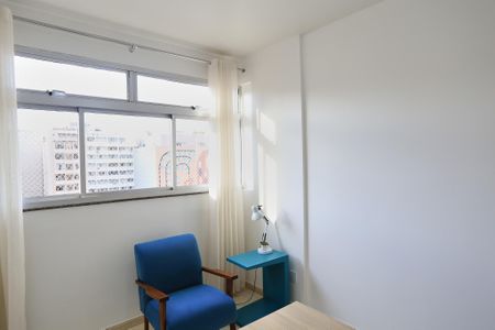 Apartamento para alugar com 100m², 3 quartos e sem vaga Apartamento para alugar com 100m², 3 quartos e sem vagaEscritório