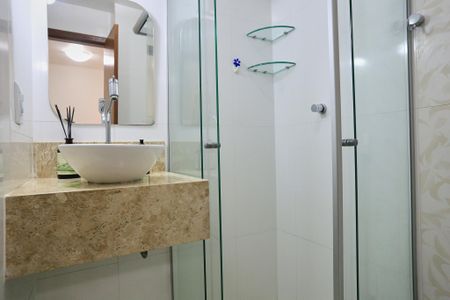 Apartamento para alugar com 100m², 3 quartos e sem vaga Apartamento para alugar com 100m², 3 quartos e sem vagaBanheiro