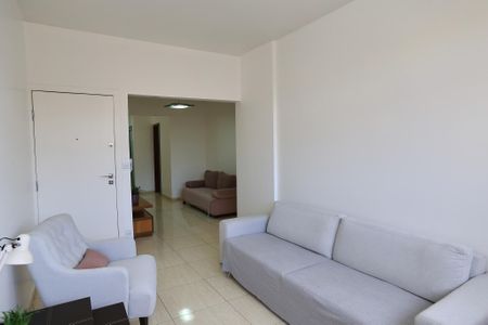 Apartamento para alugar com 100m², 3 quartos e sem vaga Apartamento para alugar com 100m², 3 quartos e sem vagaSala