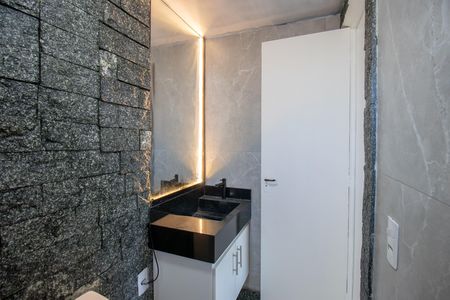 Apartamento para alugar com 46m², 2 quartos e 1 vaga Apartamento para alugar com 46m², 2 quartos e 1 vagaBanheiro