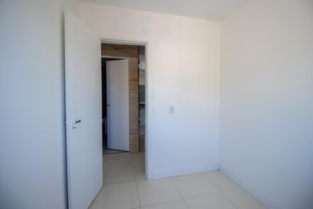 Quarto 1 de apartamento para alugar com 2 quartos, 46m² em Vaz Lobo, Rio de Janeiro