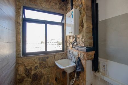 Apartamento para alugar com 46m², 2 quartos e 1 vaga Apartamento para alugar com 46m², 2 quartos e 1 vagaCozinha e Área de Serviço