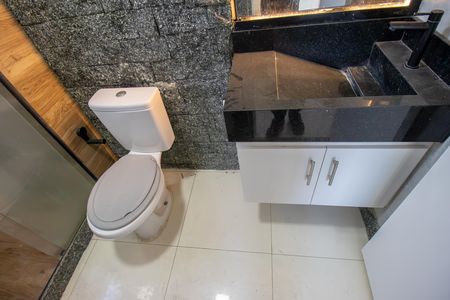 Apartamento para alugar com 46m², 2 quartos e 1 vaga Apartamento para alugar com 46m², 2 quartos e 1 vagaBanheiro