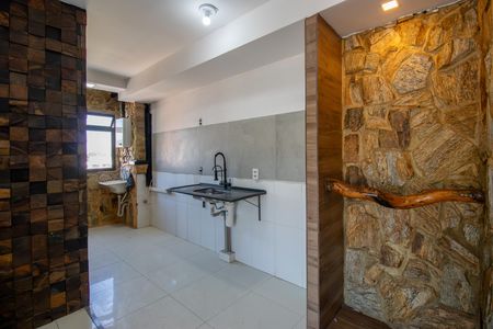 Apartamento para alugar com 46m², 2 quartos e 1 vaga Apartamento para alugar com 46m², 2 quartos e 1 vagaCozinha e Área de Serviço