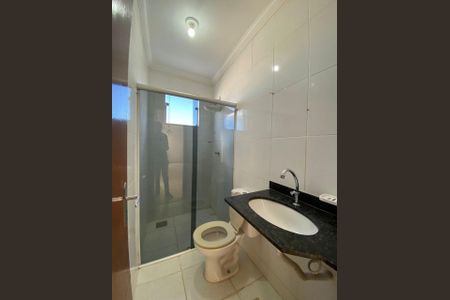 Banheiro de apartamento para alugar com 2 quartos, 85m² em Parque Xangri-Lá, Contagem