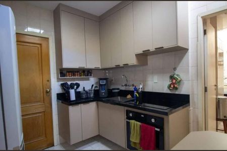 Apartamento à venda com 191m², 3 quartos e 2 vagas