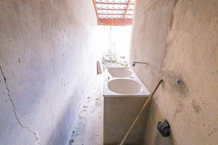 Casa à venda com 200m², 2 quartos e 2 vagas Casa à venda com 200m², 2 quartos e 2 vagasÁrea de serviço