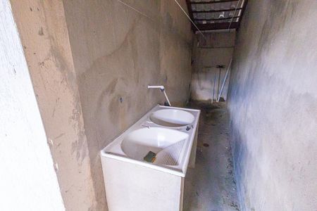 Casa à venda com 200m², 2 quartos e 2 vagas Casa à venda com 200m², 2 quartos e 2 vagasÁrea de serviço