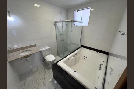 Casa à venda com 352m², 4 quartos e 2 vagas