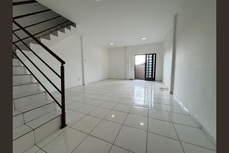 Casa à venda com 352m², 4 quartos e 2 vagas