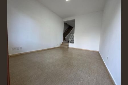 Casa à venda com 352m², 4 quartos e 2 vagas
