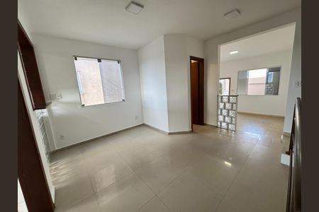 Casa à venda com 352m², 4 quartos e 2 vagas