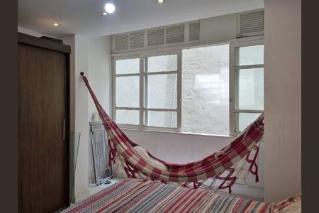 Apartamento à venda com 45m², 1 quarto e sem vaga
