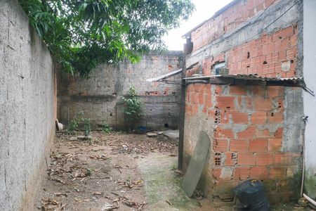 Casa para alugar com 40m², 1 quarto e sem vagaQuintal