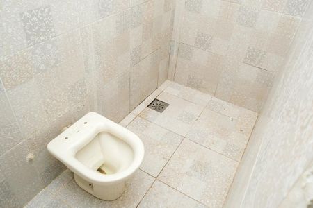 Banheiro de casa para alugar com 1 quarto, 40m² em Jardim Nova Era, Nova Iguaçu