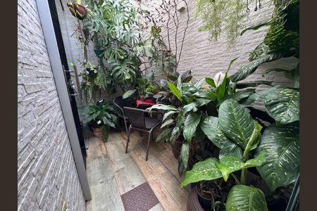 Casa à venda com 3 quartos, 140m² em Rio Branco, Belo Horizonte