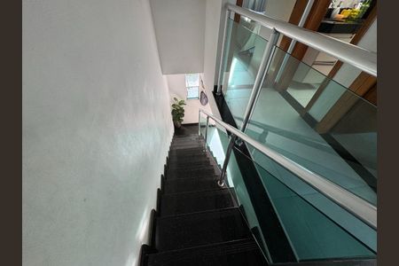 Casa à venda com 3 quartos, 140m² em Rio Branco, Belo Horizonte