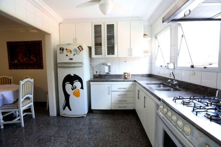 Apartamento à venda com 200m², 3 quartos e 2 vagas