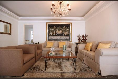 Apartamento à venda com 200m², 3 quartos e 2 vagas