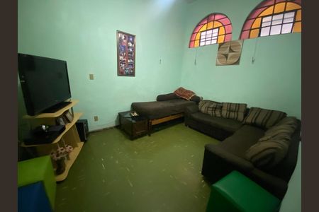 Casa à venda com 4 quartos, 420m² em Planalto, Belo Horizonte