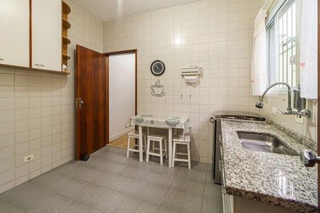 Casa à venda com 3 quartos, 130m² em Jardim Nosso Lar, São Paulo