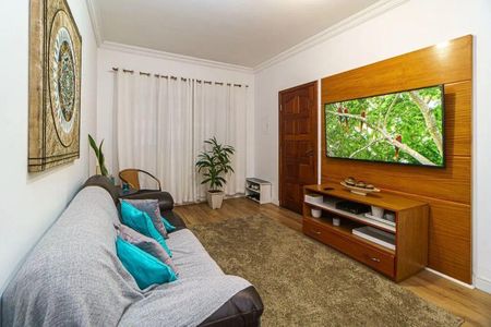 Casa à venda com 3 quartos, 130m² em Jardim Nosso Lar, São Paulo