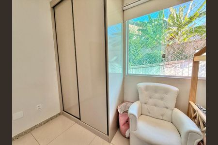 Casa à venda com 2 quartos, 115m² em Céu Azul, Belo Horizonte