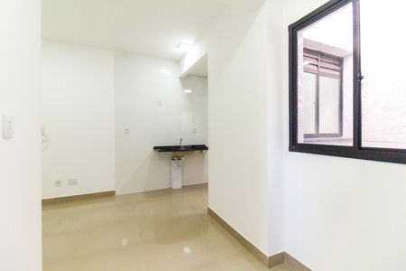 Apartamento para alugar com 33m², 2 quartos e sem vaga Apartamento para alugar com 33m², 2 quartos e sem vagaSala/Cozinha