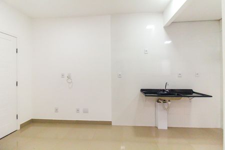 Apartamento para alugar com 33m², 2 quartos e sem vaga Apartamento para alugar com 33m², 2 quartos e sem vagaSala/Cozinha