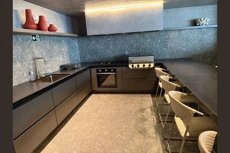 Apartamento à venda com 247m², 4 quartos e 3 vagas
