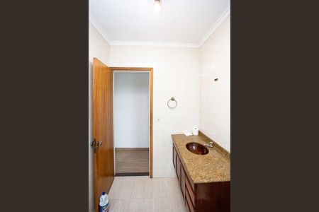 Casa à venda com 100m², 4 quartos e 2 vagasBanheiro Social