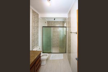 Casa à venda com 100m², 4 quartos e 2 vagasBanheiro Social