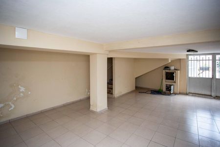 Casa à venda com 100m², 4 quartos e 2 vagasGaragem