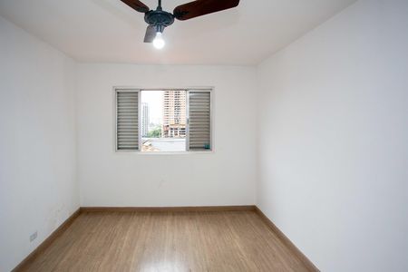 Casa à venda com 100m², 4 quartos e 2 vagasQuarto 2