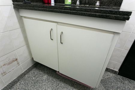 Apartamento à venda com 93m², 3 quartos e 1 vaga Apartamento à venda com 93m², 3 quartos e 1 vagaBanheiro Social