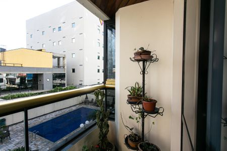Apartamento à venda com 93m², 3 quartos e 1 vaga Apartamento à venda com 93m², 3 quartos e 1 vagaVaranda da Sala