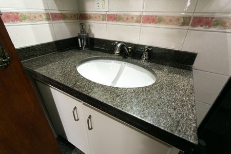 Apartamento à venda com 93m², 3 quartos e 1 vaga Apartamento à venda com 93m², 3 quartos e 1 vagaBanheiro da Suíte