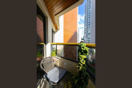 Apartamento à venda com 93m², 3 quartos e 1 vaga Apartamento à venda com 93m², 3 quartos e 1 vagaVaranda da Sala
