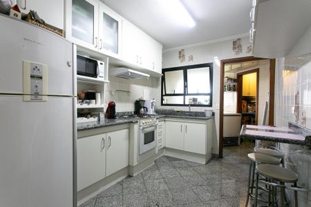 Apartamento à venda com 93m², 3 quartos e 1 vaga Apartamento à venda com 93m², 3 quartos e 1 vagaCozinha