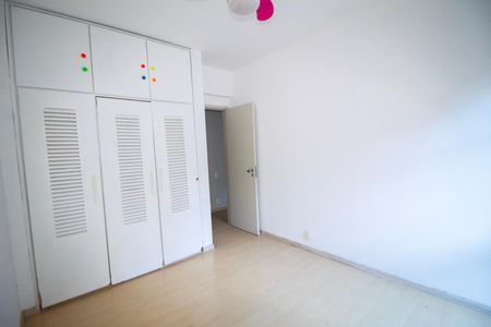 Apartamento para alugar com 140m², 3 quartos e 2 vagas Apartamento para alugar com 140m², 3 quartos e 2 vagasQuarto 01