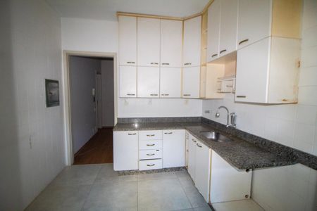 Apartamento para alugar com 140m², 3 quartos e 2 vagas Apartamento para alugar com 140m², 3 quartos e 2 vagasCozinha