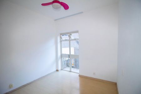 Apartamento para alugar com 140m², 3 quartos e 2 vagas Apartamento para alugar com 140m², 3 quartos e 2 vagasQuarto 01