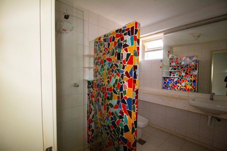 Apartamento para alugar com 140m², 3 quartos e 2 vagas Apartamento para alugar com 140m², 3 quartos e 2 vagasBanheiro da Suite