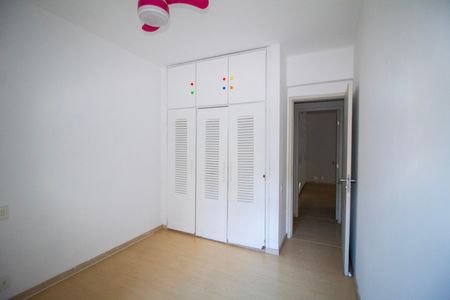 Apartamento para alugar com 140m², 3 quartos e 2 vagas Apartamento para alugar com 140m², 3 quartos e 2 vagasQuarto 01