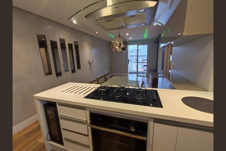 Cozinha de apartamento à venda com 2 quartos, 85m² em Vila Invernada, São Paulo